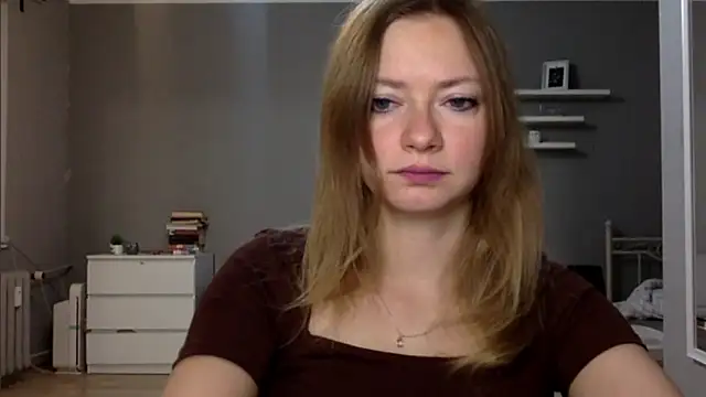 Snapshot of MillieShow chatting on November 11, 2025, 9:53 pm MillieShow online show from November 11, 2025, 9:53 pm