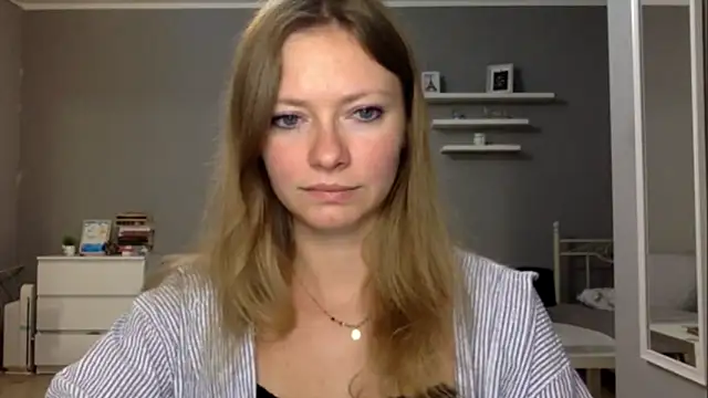 Snapshot of MillieShow chatting on December 21, 2025, 6:20 pm MillieShow online show from December 21, 2025, 6:20 pm