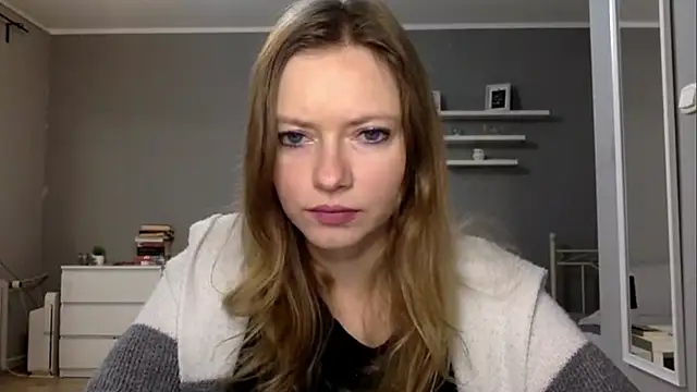 Snapshot of MillieShow chatting on November 23, 2025, 2:49 pm MillieShow online show from November 23, 2025, 2:49 pm