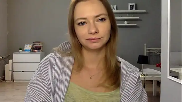 Snapshot of MillieShow chatting on January 11, 2026, 2:57 pm MillieShow online show from January 11, 2026, 2:57 pm