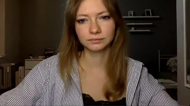 Snapshot of MillieShow chatting on March 3, 2026, 9:55 pm MillieShow online show from March 3, 2026, 9:55 pm