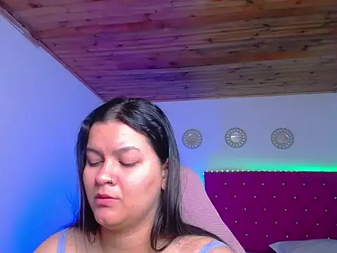 Snapshot of kriss_sweetboobs10 chatting on January 13, 2026, 12:09 pm kriss sweetboobs10 online show from January 13, 2026, 12:09 pm