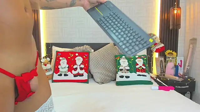 Snapshot of Anghel_Stone chatting on December 16, 2025, 8:02 pm Anghel Stone online show from December 16, 2025, 8:02 pm