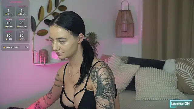 Snapshot of LexiiDarling chatting on December 14, 2025, 6:35 pm LexiiDarling online show from December 14, 2025, 6:35 pm