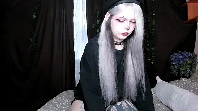 amelia mays xx online show from November 16, 2025, 6:07 am