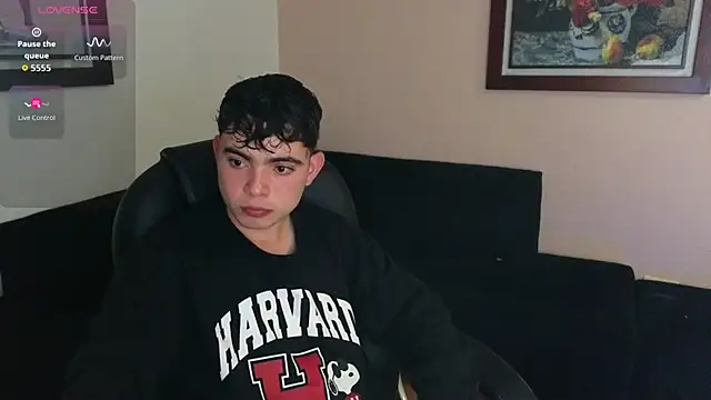 lukeboyce33 online show from March 3, 2026, 4:19 am