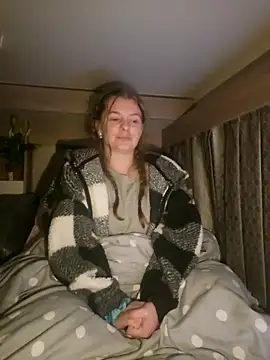 Snapshot of Amesthyst_destiny chatting on November 22, 2025, 1:04 am Amesthyst destiny online show from November 22, 2025, 1:04 am