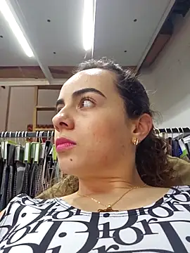 Snapshot of Sairy_ chatting on November 23, 2025, 6:40 pm Sairy online show from November 23, 2025, 6:40 pm