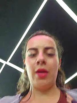 Sairy  online show from April 19, 2026, 6:10 pm