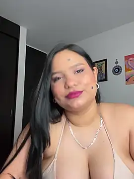 Snapshot of ashliecooperrr chatting on March 19, 2025, 4:25 am ashliecooperrr online show from March 19, 2025, 4:25 am