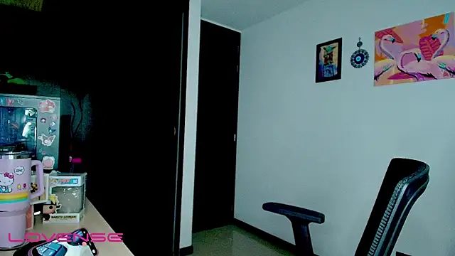 Snapshot of ashliecooperrr chatting on October 16, 2025, 12:19 am ashliecooperrr online show from October 16, 2025, 12:19 am