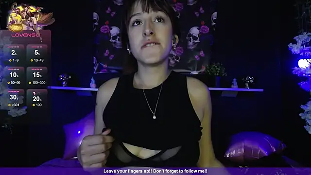 Snapshot of Hairydoll_ chatting on November 11, 2025, 11:53 pm Hairydoll online show from November 11, 2025, 11:53 pm