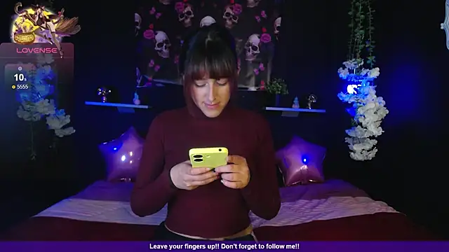 Snapshot of Hairydoll_ chatting on November 12, 2025, 9:40 pm Hairydoll online show from November 12, 2025, 9:40 pm