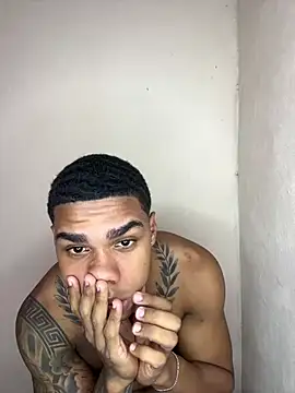 frailinosoria online show from March 19, 2025, 2:27 am