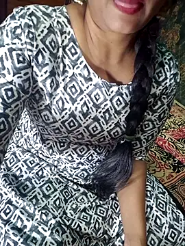 Shalini telugu09 online show from November 9, 2025, 3:05 pm