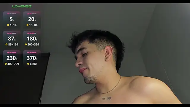 Snapshot of cmzo_ chatting on January 18, 2026, 3:54 am cmzo online show from January 18, 2026, 3:54 am