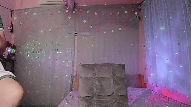 Snapshot of SanaAnika chatting on November 27, 2025, 1:55 pm SanaAnika online show from November 27, 2025, 1:55 pm