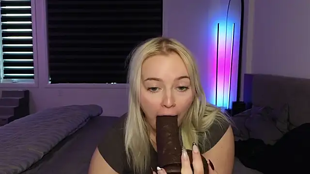 Snapshot of margot_robbie7 chatting on October 21, 2025, 9:58 pm margot robbie7 online show from October 21, 2025, 9:58 pm