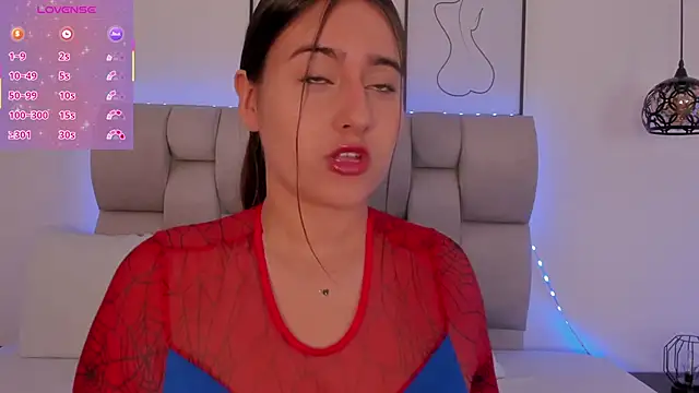 Snapshot of Hanna_Evans__ chatting on January 12, 2026, 12:56 pm Hanna Evans online show from January 12, 2026, 12:56 pm