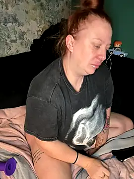 Snapshot of XxXMistyXxX chatting on November 1, 2025, 11:42 pm XxXMistyXxX online show from November 1, 2025, 11:42 pm