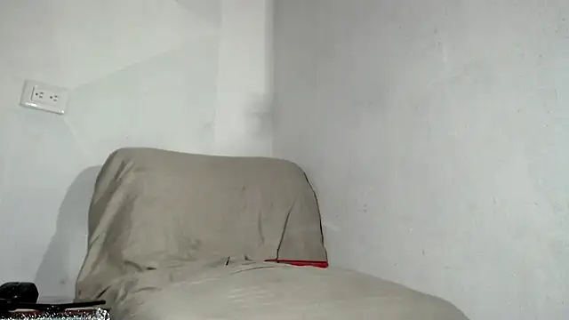 DavidLondo online show from April 16, 2026, 9:39 pm