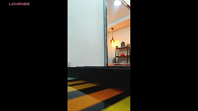 Snapshot of Coral_Lise chatting on November 5, 2025, 11:02 am Coral Lise online show from November 5, 2025, 11:02 am