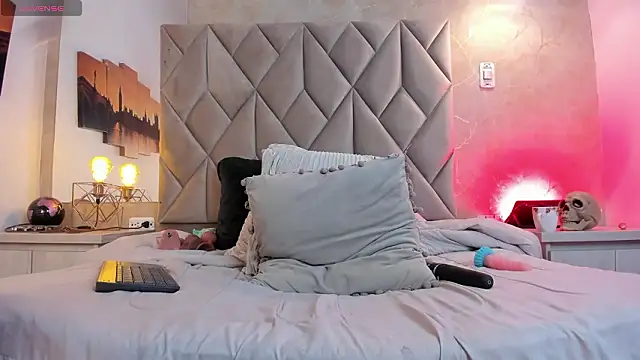 kailinmoonx online show from March 9, 2026, 12:52 pm