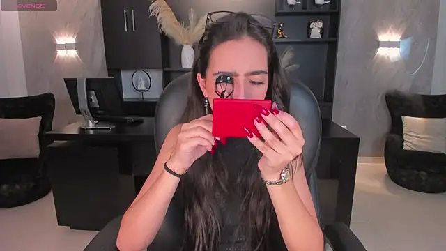 Snapshot of LarisaSmirnov chatting on January 19, 2026, 5:22 am LarisaSmirnov online show from January 19, 2026, 5:22 am