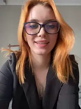 Snapshot of maar_tina chatting on March 14, 2025, 1:24 pm maar tina online show from March 14, 2025, 1:24 pm