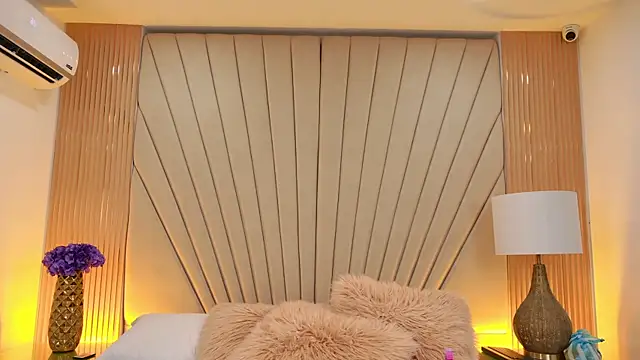 katia moregb online show from October 30, 2025, 7:55 pm