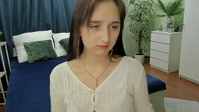 Snapshot of JulietMonli chatting on October 1, 2025, 3:22 am JulietMonli online show from October 1, 2025, 3:22 am