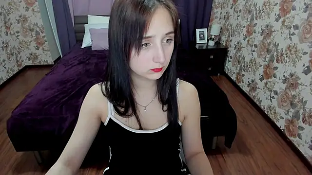 Snapshot of JulietMonli chatting on September 12, 2025, 5:13 pm JulietMonli online show from September 12, 2025, 5:13 pm