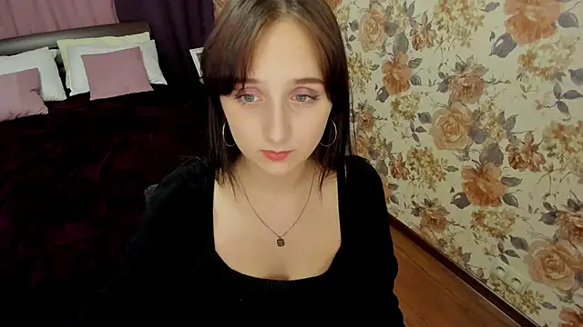 Snapshot of JulietMonli chatting on September 24, 2025, 7:09 pm JulietMonli online show from September 24, 2025, 7:09 pm