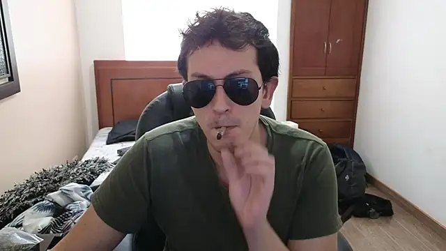 Snapshot of hardaftercum chatting on March 15, 2025, 5:48 pm hardaftercum online show from March 15, 2025, 5:48 pm