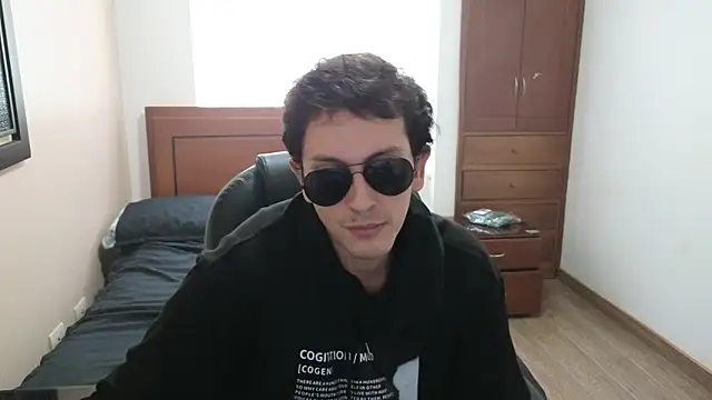 Snapshot of hardaftercum chatting on March 19, 2025, 6:44 pm hardaftercum online show from March 19, 2025, 6:44 pm