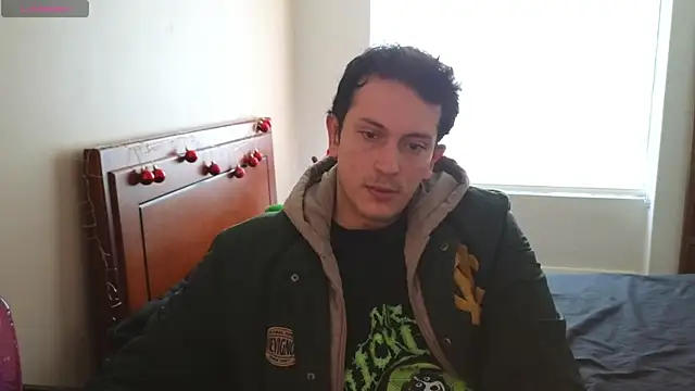 Snapshot of hardaftercum chatting on December 3, 2025, 3:33 pm hardaftercum online show from December 3, 2025, 3:33 pm