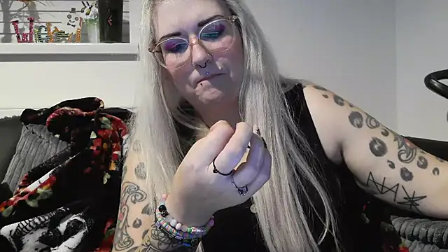 Sizzling Indie36 online show from October 20, 2025, 7:47 pm