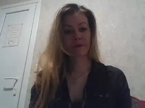 Eva Neon online show from March 16, 2025, 7:38 pm