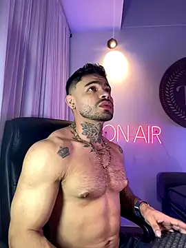 Snapshot of thiagoferrari2 chatting on October 10, 2025, 4:24 am thiagoferrari2 online show from October 10, 2025, 4:24 am