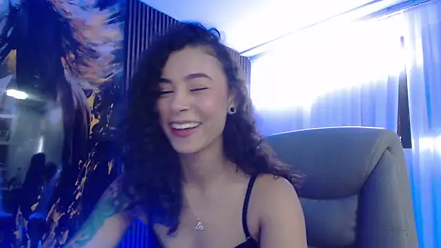 Snapshot of AliceStevens_ chatting on July 17, 2026, 2:14 pm AliceStevens online show from July 17, 2026, 2:14 pm
