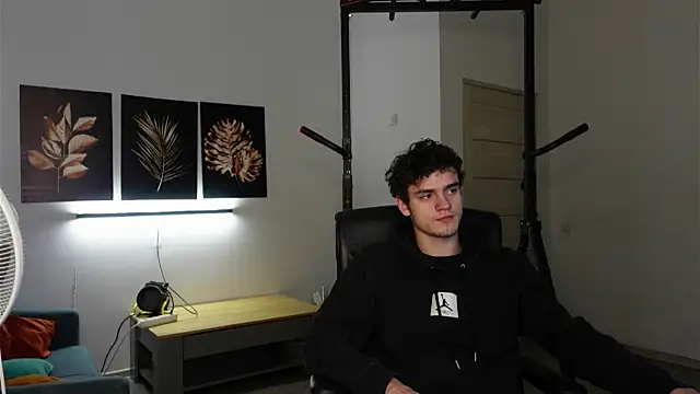 Snapshot of Brad_Holloway chatting on November 20, 2025, 6:25 am Brad Holloway online show from November 20, 2025, 6:25 am