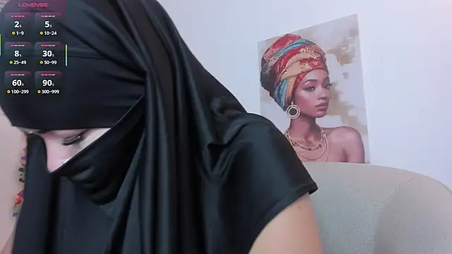 Layla arabelle online show from September 13, 2025, 7:36 pm