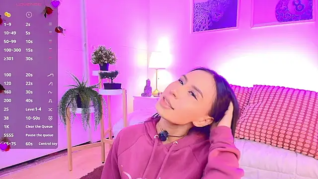 Snapshot of Valen_ross_ chatting on March 3, 2026, 10:50 pm Valen ross online show from March 3, 2026, 10:50 pm