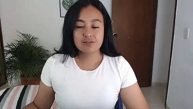 Themagicpotion online show from May 25, 2026, 4:17 pm