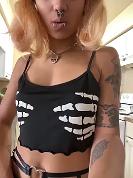 Snapshot of Harley_cams chatting on October 29, 2025, 1:54 pm Harley cams online show from October 29, 2025, 1:54 pm