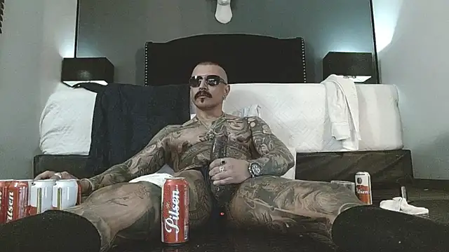 danilog515 online show from March 17, 2026, 6:49 am