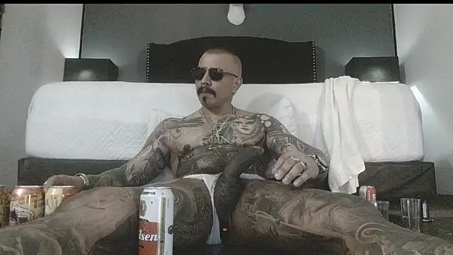 danilog515 online show from October 29, 2025, 3:27 am