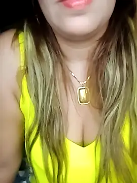 Maya-Moon online show from October 30, 2025, 11:23 pm