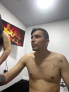 Snapshot of pareja_curiosa19 chatting on January 10, 2026, 1:56 am pareja curiosa19 online show from January 10, 2026, 1:56 am