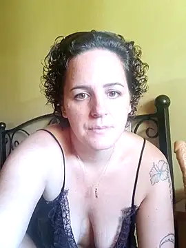 Snapshot of emiliemilf chatting on May 30, 2026, 7:30 pm emiliemilf online show from May 30, 2026, 7:30 pm